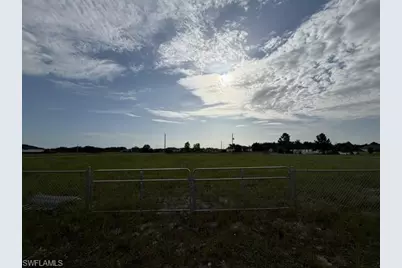 1719 Wells Ave, Lehigh Acres, FL 33972 - Photo 4