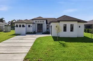2305 SW 15th Pl, Cape Coral, FL 33991 - Photo 2