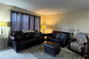 4906 Victoria Dr, Cape Coral, FL 33904 - Photo 4