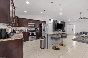 623 SE 3rd St, Cape Coral, FL 33990 - Photo 12
