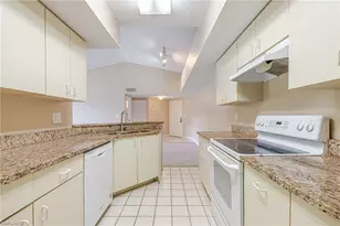 13515 Eagle Ridge Dr, Fort Myers, FL 33912 - Photo 4