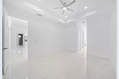 809 Magnolia Ave, Lehigh Acres, FL 33972 - Photo 22