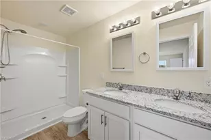 9026 Maywood Cir, Labelle, FL 33935 - Photo 18