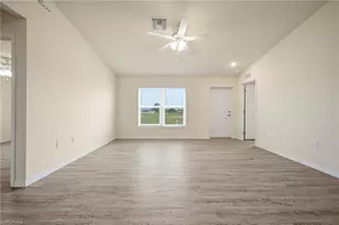 9026 Maywood Cir, Labelle, FL 33935 - Photo 8