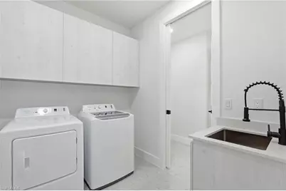 325 NE 15th Ter, Cape Coral, FL 33909 - Photo 36