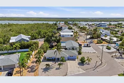 345 Donora Blvd, Fort Myers Beach, FL 33931 - Photo 8
