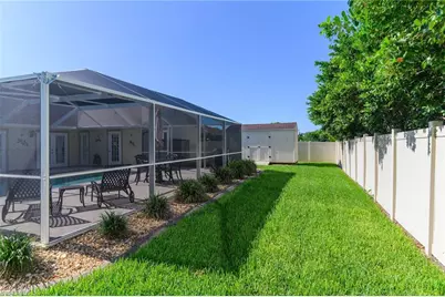 4020 SW 2nd Ave, Cape Coral, FL 33914 - Photo 8