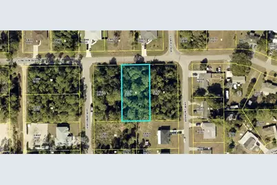 321 Lincoln Blvd, Lehigh Acres, FL 33936 - Photo 2