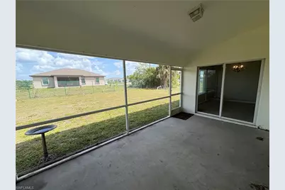 1417 NE 4th Pl, Cape Coral, FL 33909 - Photo 24