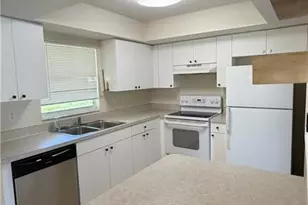 414 SE 13th St, Cape Coral, FL 33990 - Photo 6