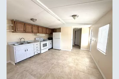 2521 Brownell Ct, North Fort Myers, FL 33917 - Photo 6