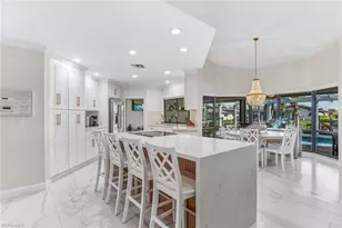 2318 SE 27th St, Cape Coral, FL 33904 - Photo 10