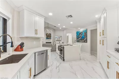 2318 SE 27th St, Cape Coral, FL 33904 - Photo 14