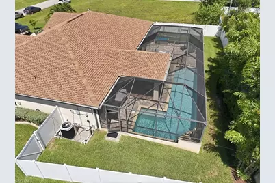2107 NE 19th Pl, Cape Coral, FL 33909 - Photo 16