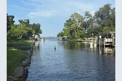 1845 Marina Cir, North Fort Myers, FL 33903 - Photo 4