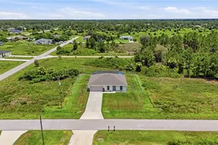 811 Coffield Ave, Lehigh Acres, FL 33974 - Photo 8