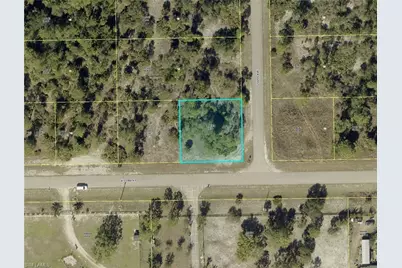 4007 E 23rd St, Alva, FL 33920 - Photo 2