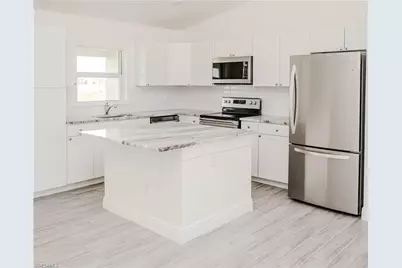 7031 Waldo Cir, Labelle, FL 33935 - Photo 2