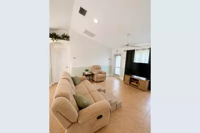416 Candlewick Cir S, Lehigh Acres, FL 33936 - Photo 10