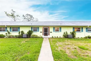 6775 Lake McGregor Cir, Fort Myers, FL 33919 - Photo 2