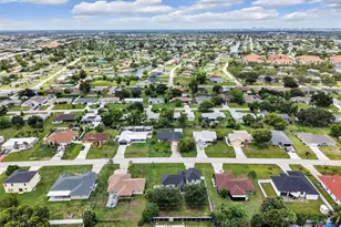 209 NE 9th Ct, Cape Coral, FL 33909 - Photo 6
