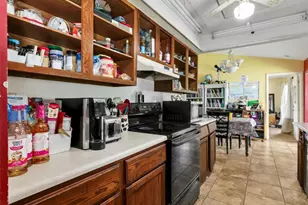 209 NE 9th Ct, Cape Coral, FL 33909 - Photo 20