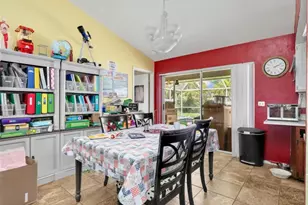 209 NE 9th Ct, Cape Coral, FL 33909 - Photo 8