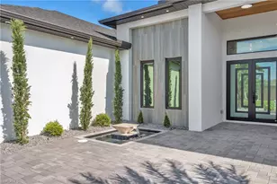 1227 SW 37th St, Cape Coral, FL 33914 - Photo 4
