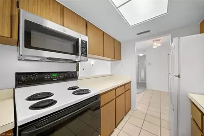 3401 New South Province Blvd #4, Fort Myers, FL 33907 - Photo 10