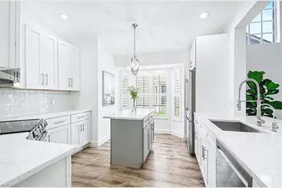 5701 Heron Ln #705, Naples, FL 34110 - Photo 4