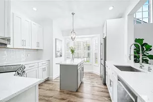 5701 Heron Ln, Naples, FL 34110 - Photo 4