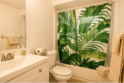 1913 SE 15th Pl, Cape Coral, FL 33990 - Photo 14