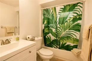 1913 SE 15th Pl, Cape Coral, FL 33990 - Photo 14