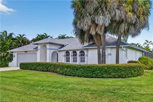 2601 SW 37th Terrace, Cape Coral, FL 33914 - Photo 2