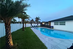1475 N Larkwood Square, Fort Myers, FL 33919 - Photo 26