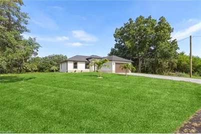 1809 Abbott Ave, Lehigh Acres, FL 33972 - Photo 4