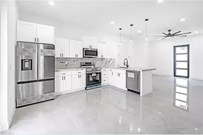 726 Clancy St E, Lehigh Acres, FL 33974 - Photo 16