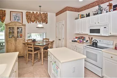 9161 Pittsburgh Blvd, Fort Myers, FL 33967 - Photo 4
