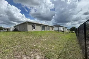 537/539 Alabama Rd S, Lehigh Acres, FL 33974 - Photo 4