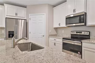 4226 Bloomfield St, Fort Myers, FL 33916 - Photo 2
