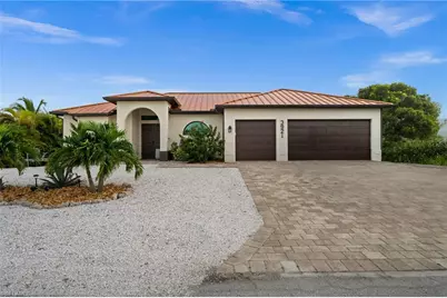 3921 Galt Island Ave, Saint James City, FL 33956 - Photo 2