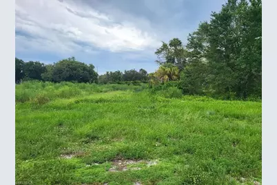 515 Grant Blvd, Lehigh Acres, FL 33974 - Photo 2