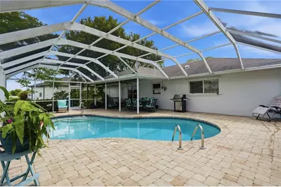 1529 Crestwood Cir W, Lehigh Acres, FL 33936 - Photo 22