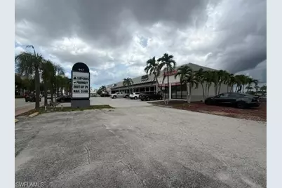 447 Cape Coral Pkwy E, Cape Coral, FL 33904 - Photo 2