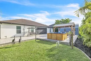 3233 NW 21st St, Cape Coral, FL 33993 - Photo 40