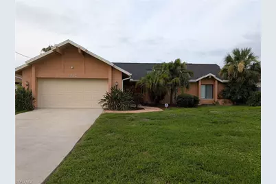 1712 Viscaya Pkwy, Cape Coral, FL 33990 - Photo 1