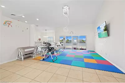 1834 NW 7th Pl, Cape Coral, FL 33993 - Photo 4