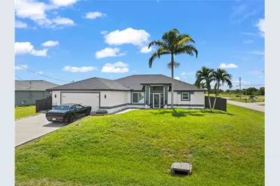 1834 NW 7th Pl, Cape Coral, FL 33993 - Photo 2