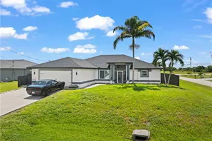 1834 NW 7th Pl, Cape Coral, FL 33993 - Photo 2
