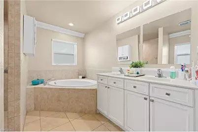 1834 NW 7th Pl, Cape Coral, FL 33993 - Photo 16
